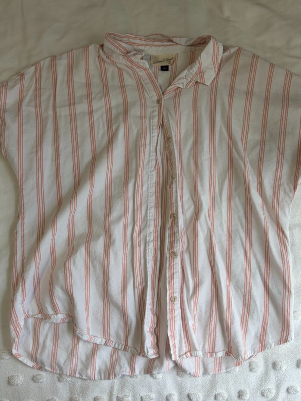Universal Thread Pink/White Striped Short-Sleeve Camp Shirt
